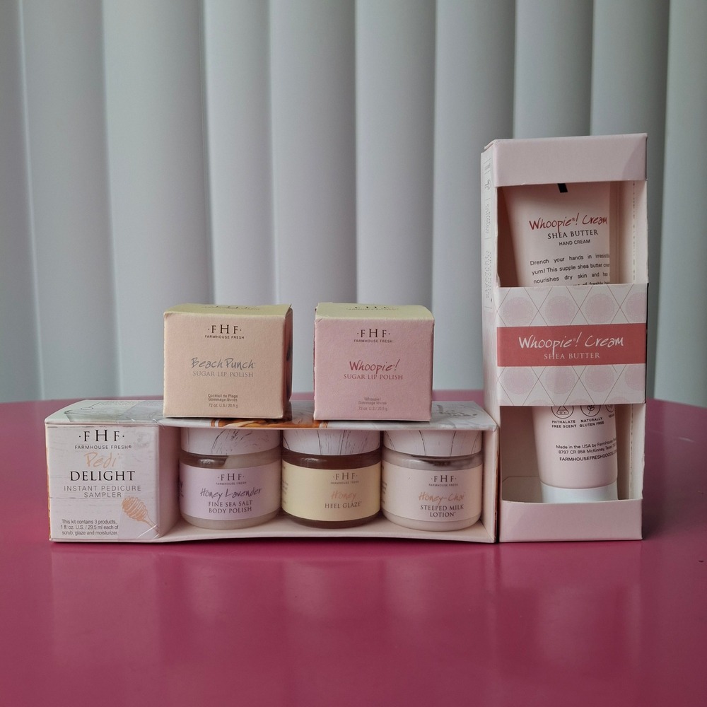 Farmhouse Fresh Pedi Delight Pedicure Set Whoopie Hand Cream Lip Polish Bundle